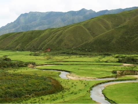Vista de Valle de Huaylla Belén, Amazonas, Perú