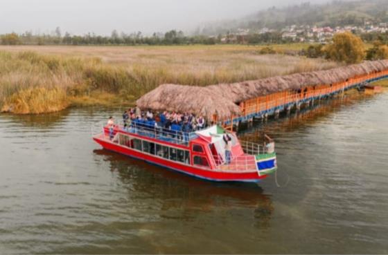 Vista de Pomacochas, Amazonas, Perú
